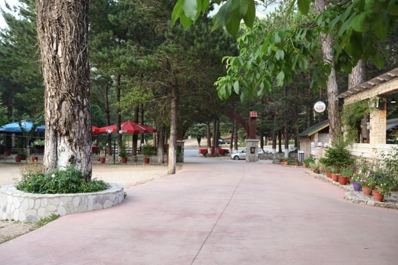 Hamiti Camping Center Dukat Exterior foto